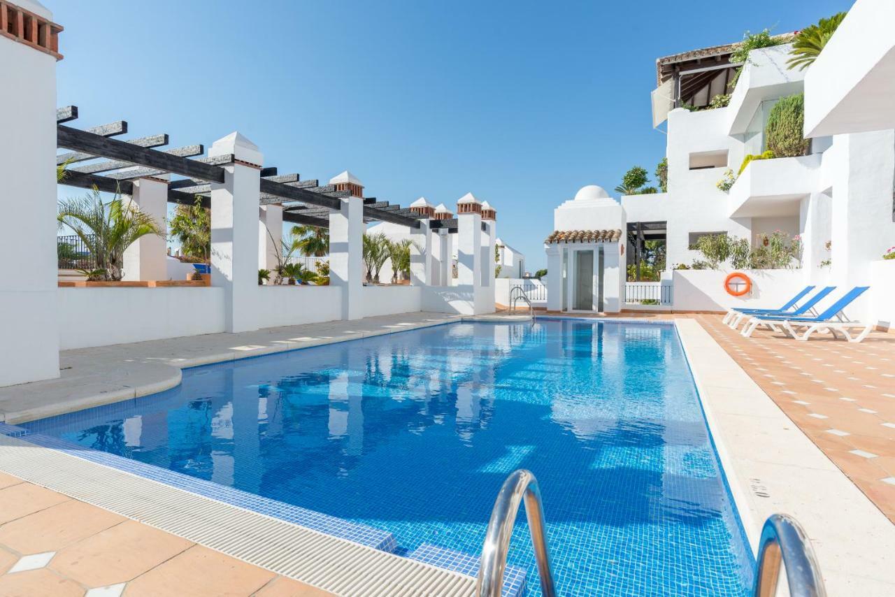 Luxury Duplex- 7 Minutes From The Beach Torremolinos Bagian luar foto